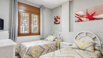 1 camera, ferro/asse da stiro, Wi-Fi gratuito, lenzuola