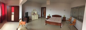 5 bedrooms, WiFi - Holiday House in Baía das Gatas (Mindelo)