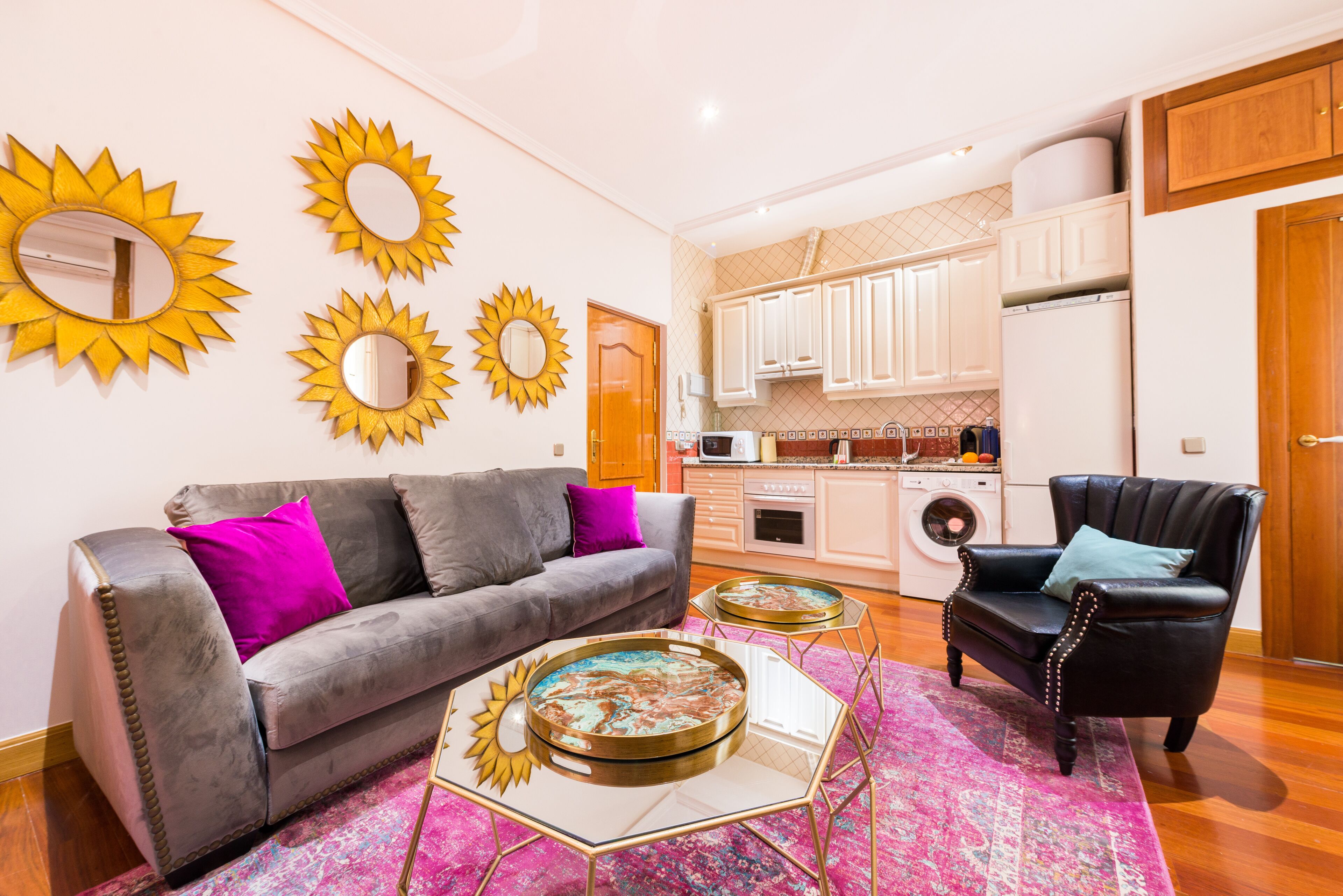 Welcome to Madrid  "Suite Gran Via - Chueca"