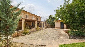 Exterior - Poolside Garden Retreat in Búger (Búger)