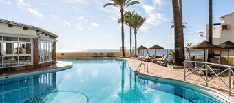 BEACH-FRONT house - Full SEA view - Dona Lola BEACH Resort - between MARBELLA and La Cala de Mijas - 2 bedrooms - Ref: CS111