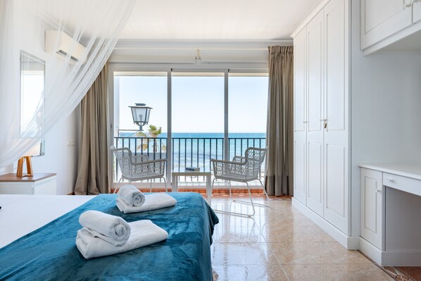 2 slaapkamers, een kluis op de kamer, een strijkplank/strijkijzer