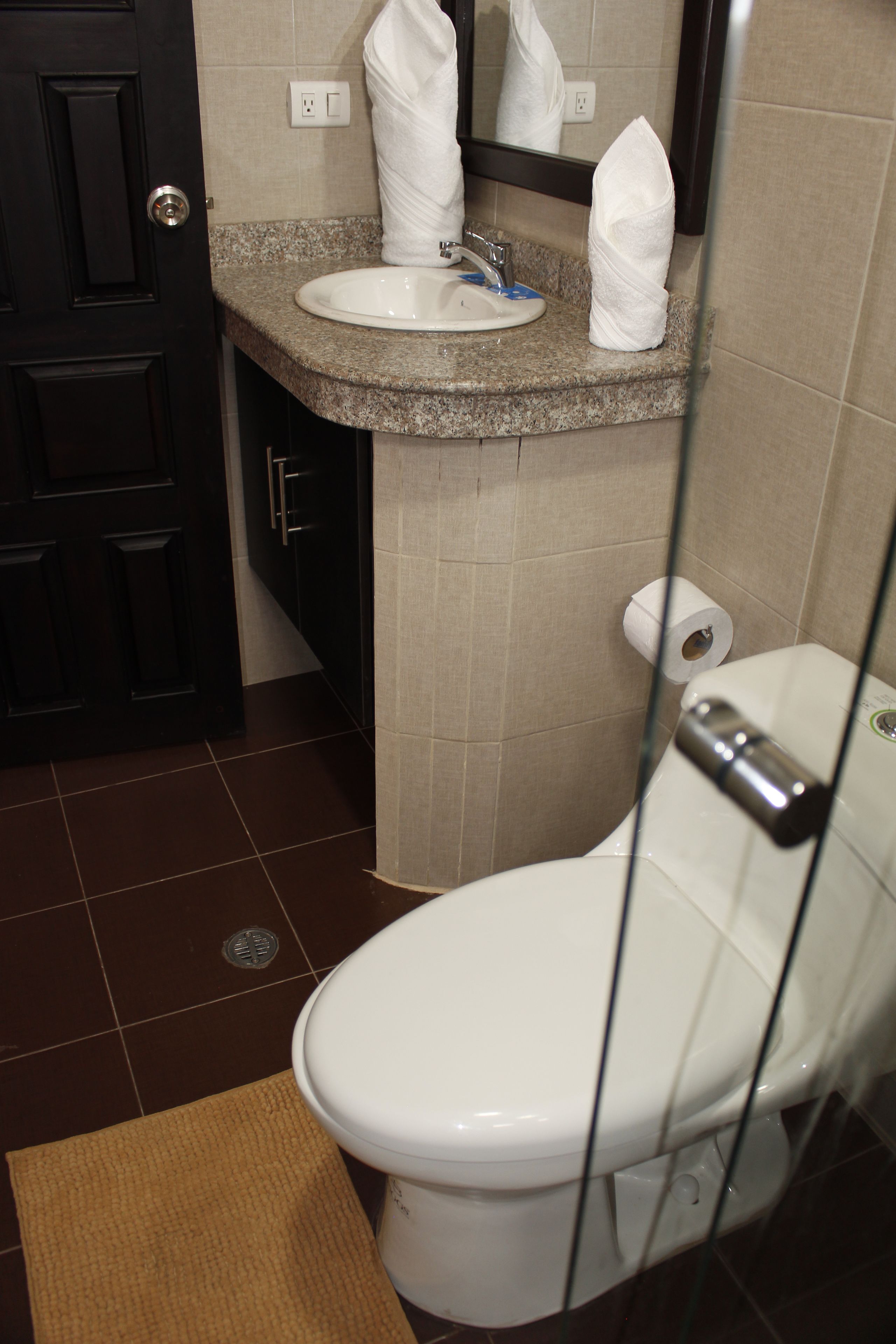 minibar, in-room safe, individually furnished, desk