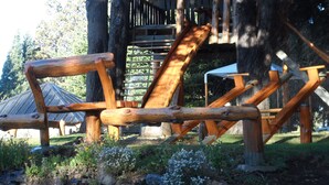Children’s play area – outdoor - Nachoanas Apart Bungalows (San Carlos de Bariloche)