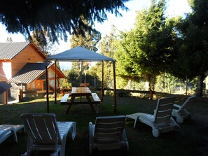 Front of property - Nachoanas Apart Bungalows (San Carlos de Bariloche)