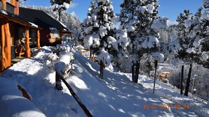 Front of property - Nachoanas Apart Bungalows (San Carlos de Bariloche)