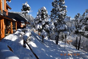 Front of property - Nachoanas Apart Bungalows (San Carlos de Bariloche)