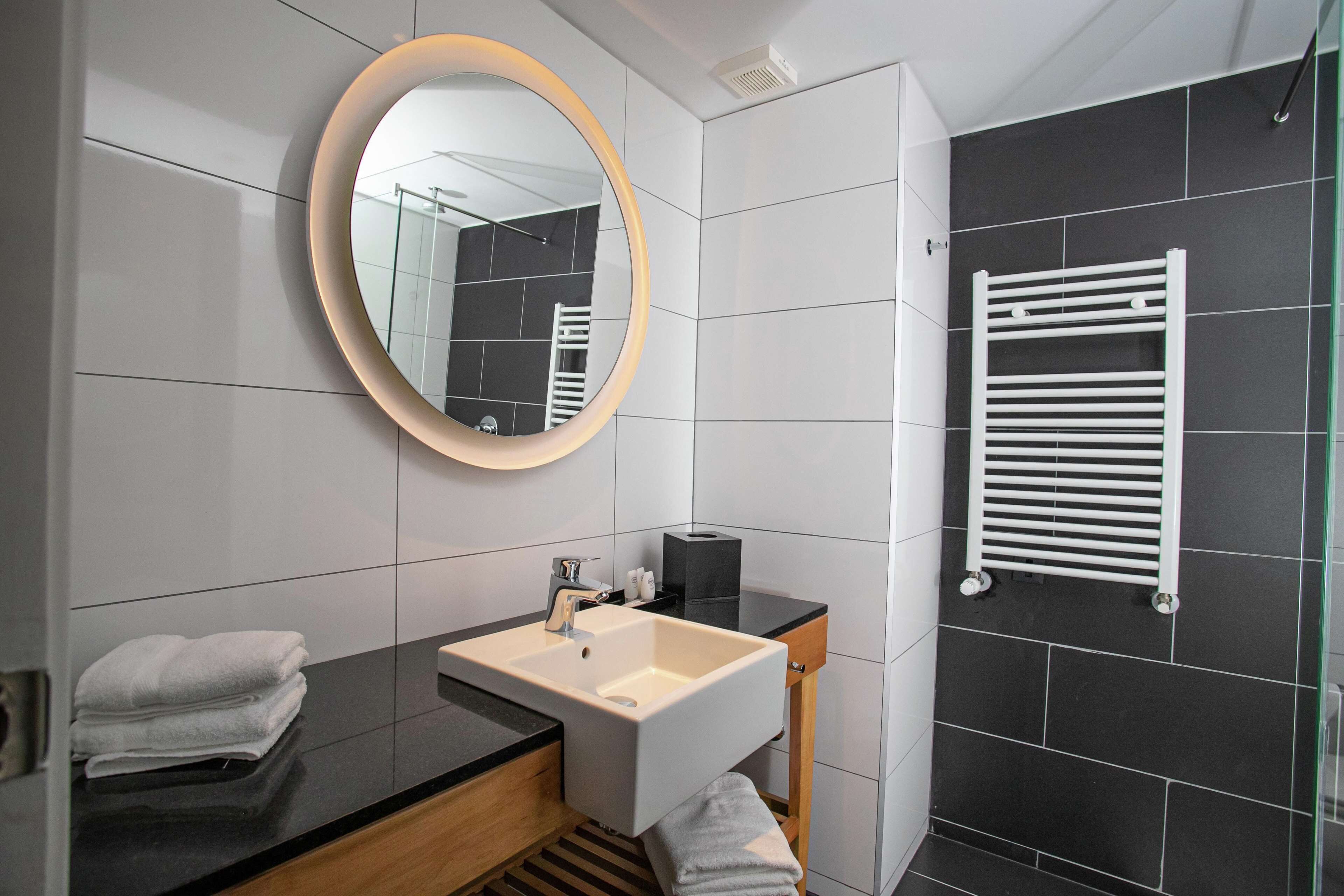 room, 2 double beds, city view | bathroom | shower, rainfall showerhead, free toiletries, hair dryer
