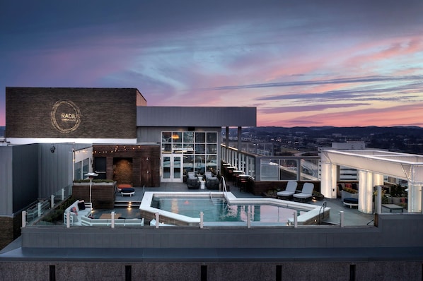 Seasonal outdoor pool