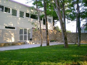 Front of property - PR Albeitaría (Teo)