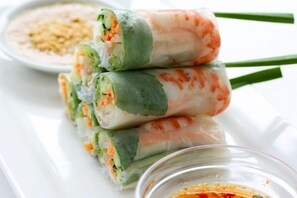 Food and drink - Original Binh Duong 4 Hotel (Hue)