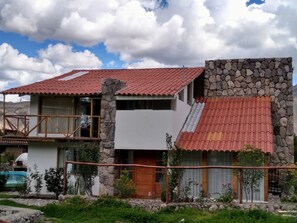 Front of property - Casa de Campo Inkarumis-House (Urubamba)