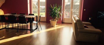 Fornito 4 pers. 100m² nuovo ultra dotato di ogni comfort