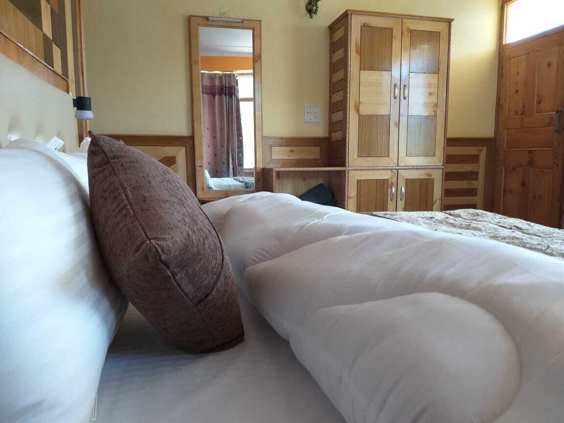 Hotel Monal Residency Kalpa