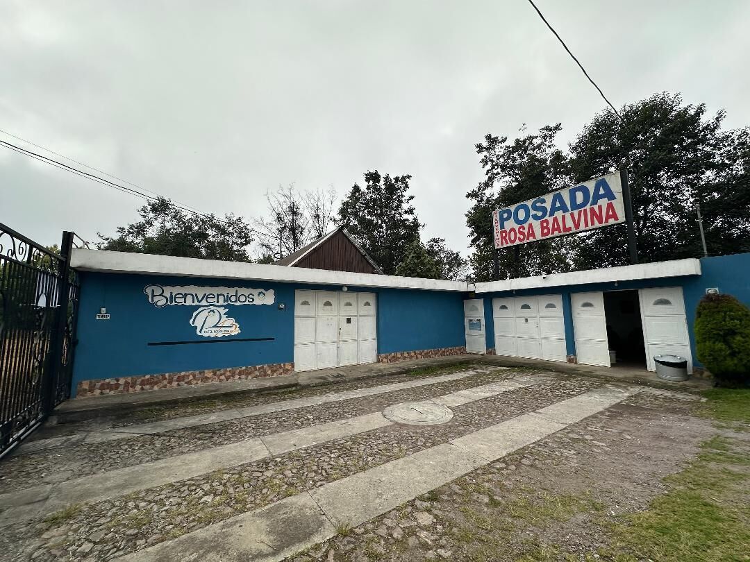 Kahden hengen classic-huone (yksi tai kaksi sänkyä), useita makuuhuoneita, tupakointi kielletty | Ylelliset vuodevaatteet, silitysrauta/-lauta, ilmainen Wi-Fi