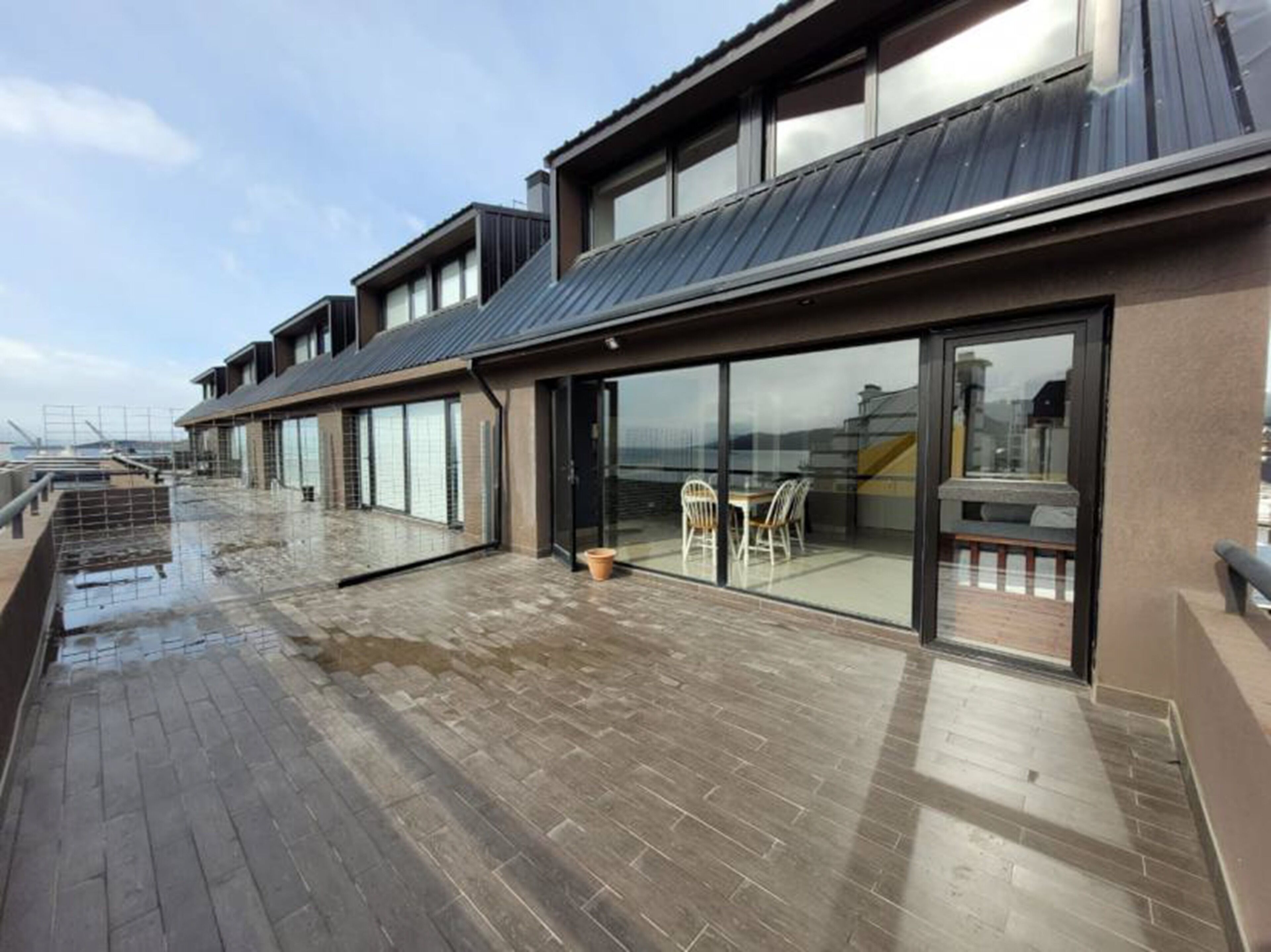 Apartment (Krund) | Balkon