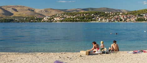 Beach nearby, sun loungers