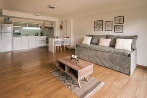 Apartment, 1 Bedroom, Mountain View (Urbano) | Living area - Gente del Sur - Josefina (Ushuaia)
