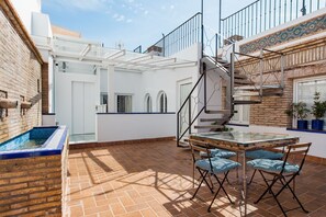 Outdoor dining - Hommyhome Casa Assle 301 (Sevilla)