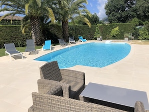 Outdoor pool - CHARMING FAMILY VILLA WITH SWIMMING POOL 15 MINUTES FROM THE SEA (Vence)