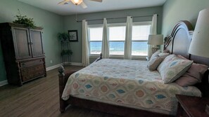 10 bedrooms, iron/ironing board, free WiFi, bed sheets