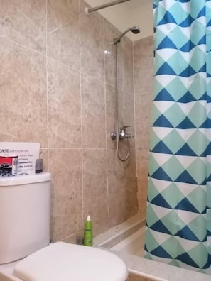 Apartment, 2 Bedrooms | Bathroom