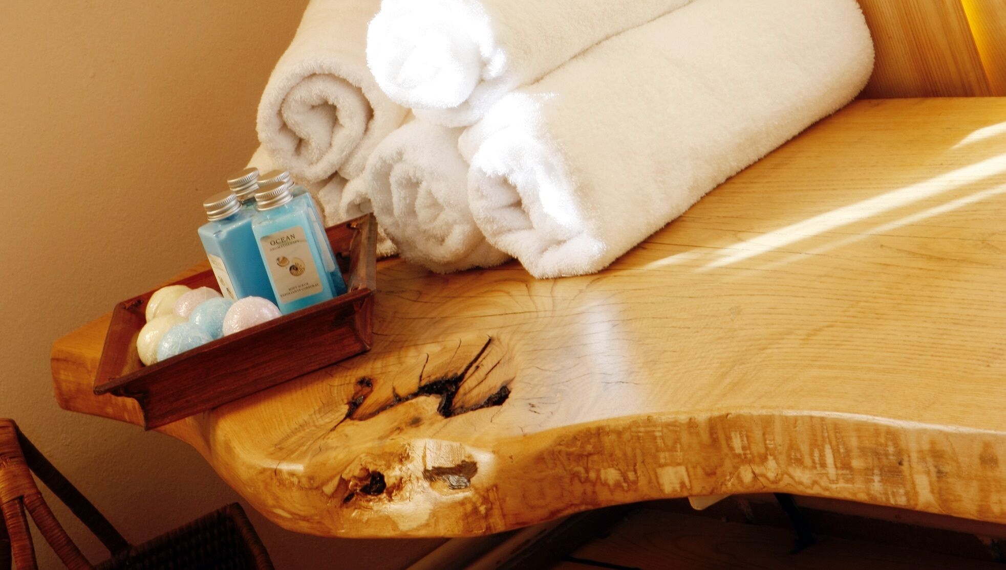 Accommodation in the mountains. Jacuzzi. Picos de Europa. Asturias. Cangas de Onis. 