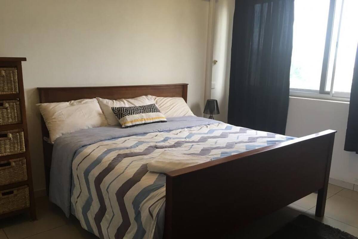 Kamar Double | Meja kerja, setrika/meja setrika, dan Wi-Fi gratis