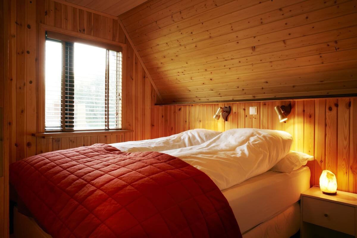 Lodge, 8 Bedrooms | 8 bedrooms, blackout curtains, soundproofing, free WiFi