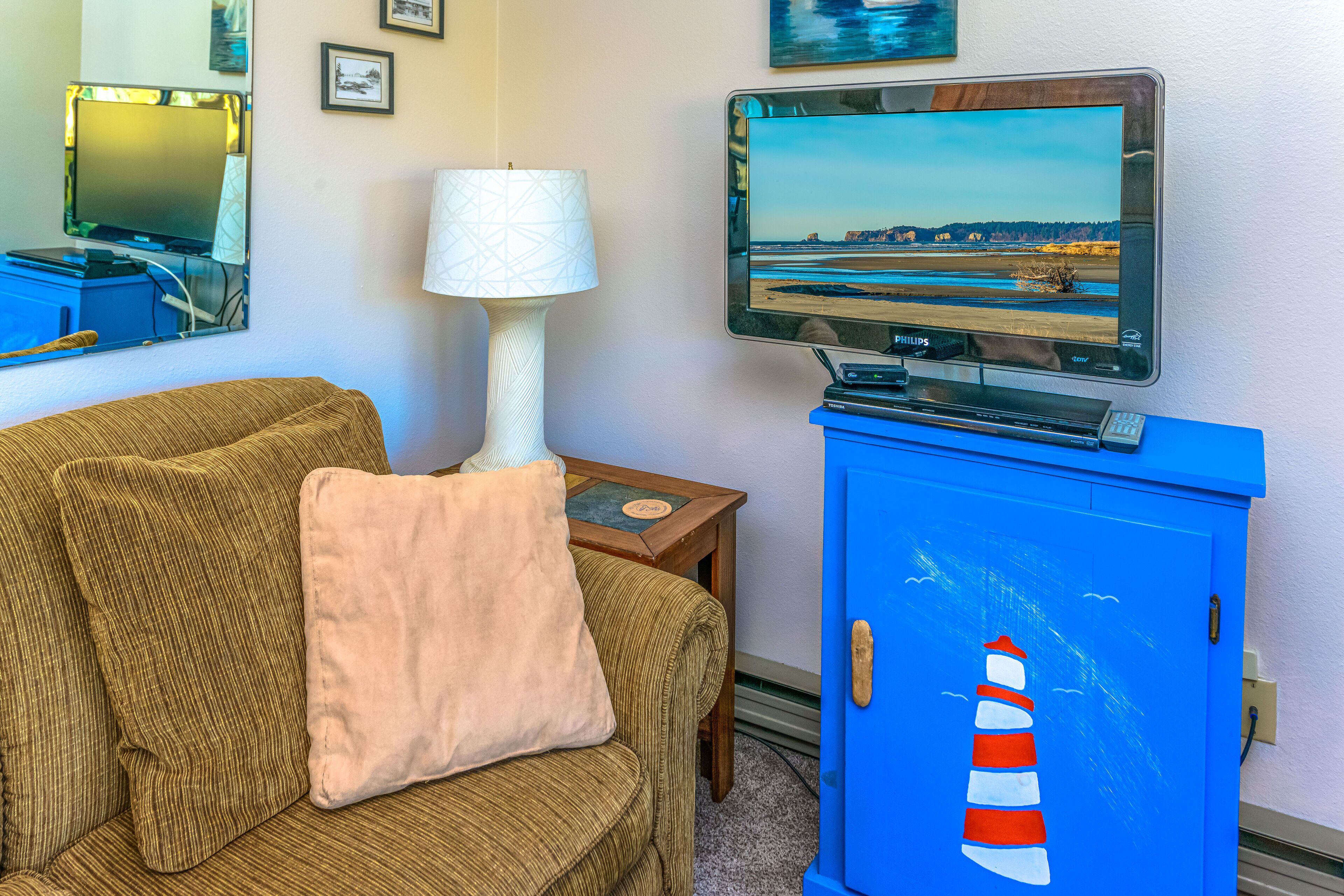 Beachside Condo next to the Moclips River
