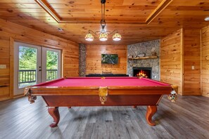 غرفة الألعاب