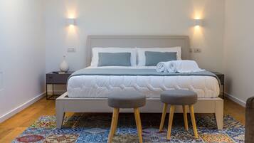 1 dormitorio, caja fuerte, tabla de planchar con plancha y wifi