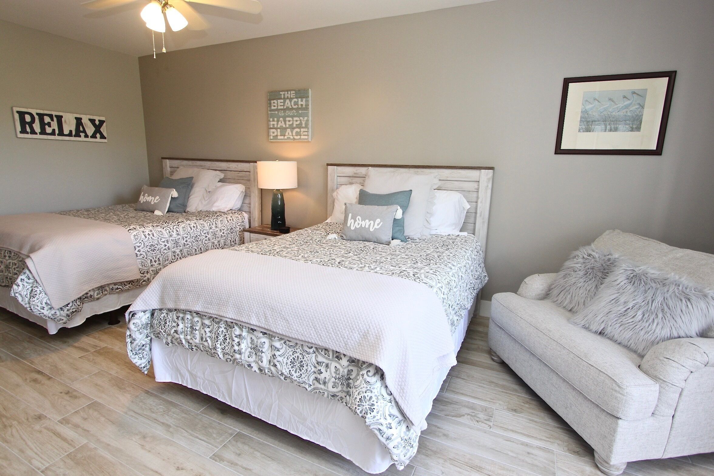 Charming Baytowne Wharf Condo in Sandestin Resort! Pool/Hot Tub,Tram, Balcony