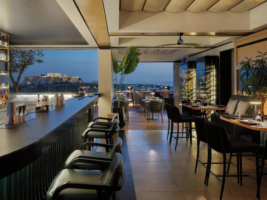 2 restaurants, breakfast, lunch, dinner served; Japanese cuisine