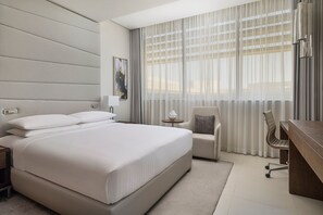 Deluxe Room, 1 King Bed | Egyptian cotton sheets, premium bedding, down comforters, pillowtop beds
