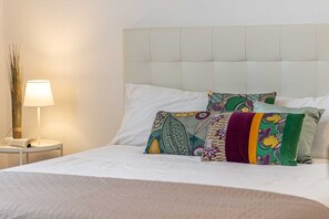 14 bedrooms, iron/ironing board, WiFi, bed sheets