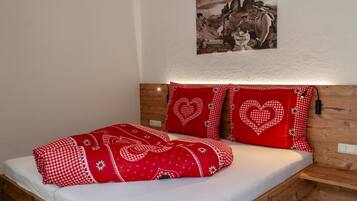 5 bedrooms, iron/ironing board, travel cot, free WiFi