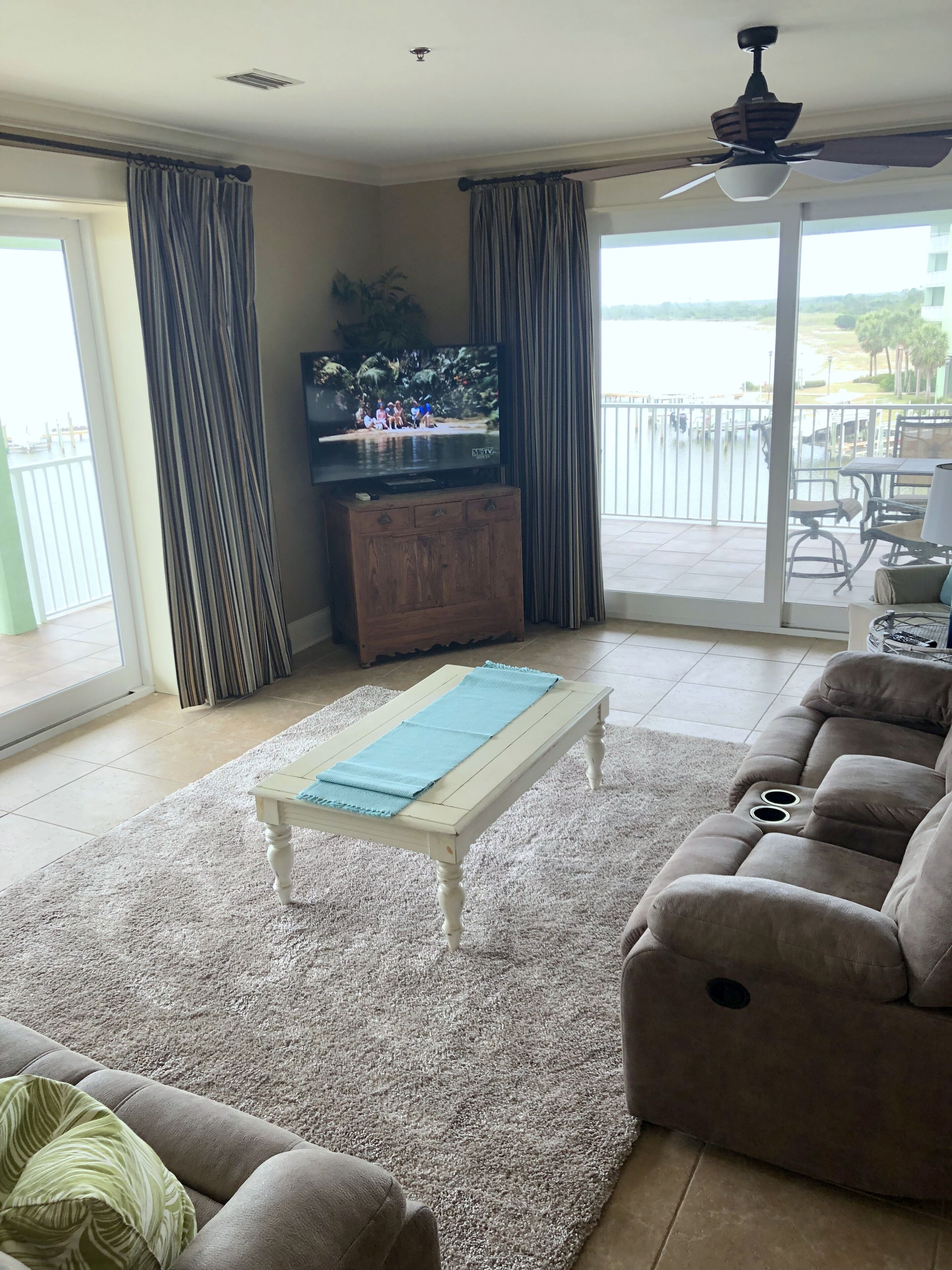 Incredible Penthouse unit. Huge Balcony with breathtaking Views