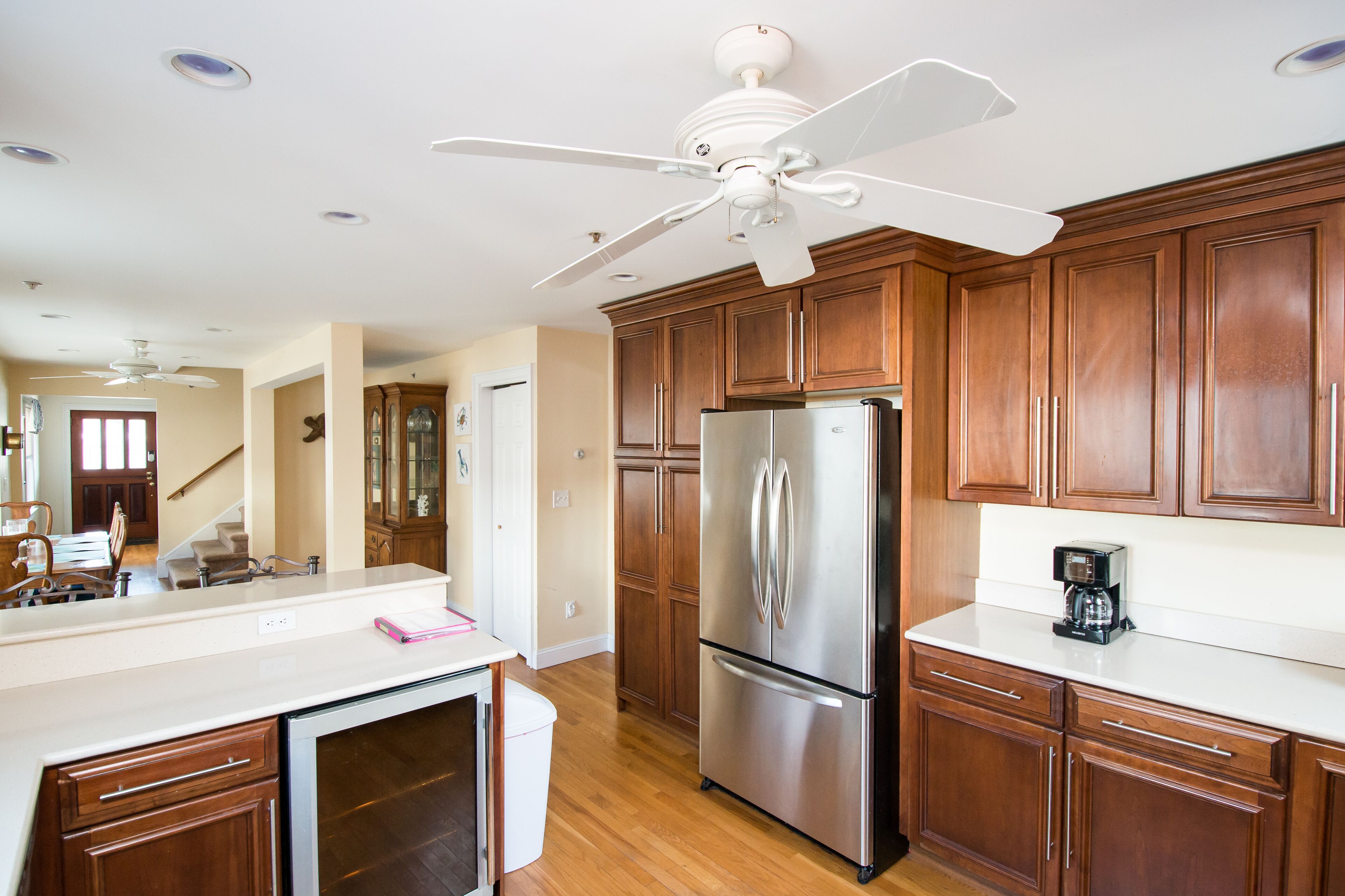 Downtown Newport Harbor Views with Rooftop Deck 