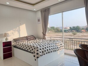 Economy Single Room, Multiple Beds | Iron/ironing board, free WiFi - Cat's Hostel (Siem Reap)
