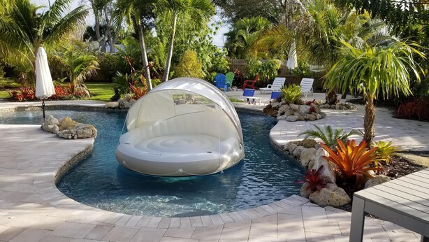 屋外プール、温水プール