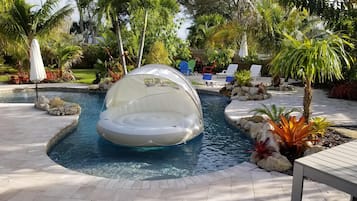 Outdoor pool, a heated pool