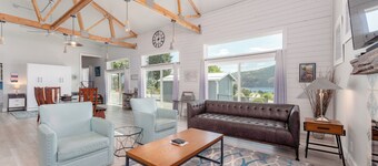 Stylish home with Private Pool and Lake Views!