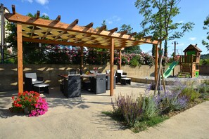 Outdoor dining - LEMON - Casale il Boschetto - JACUZZI & FITNESS OPEN AIR (Certaldo)