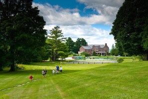 Golf - Your VT country home! For Summer Season or short term: fireplace, dogs welcome (Manchester)