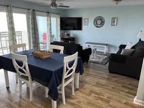 TV, DVD player - CORAL SURF C-1 OCEANFRONT 2 BR & 2 BTH.  PRIVATE 240V EV CHARGER & 110V OUTLET (Carolina Beach)