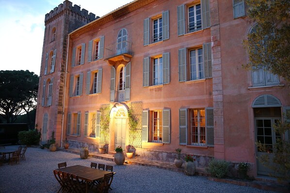 Exterior