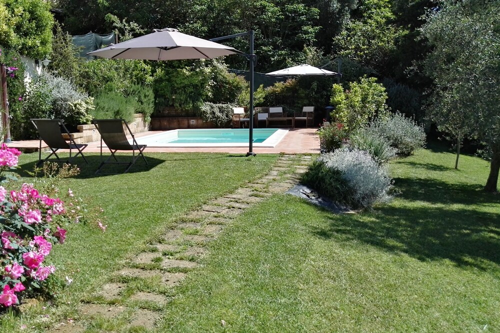 In the White Haven 1868 "a strategic location for visiting Tuscany"