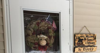 Kodikas huoneisto, jossa on oma pääsy Saco-joelle