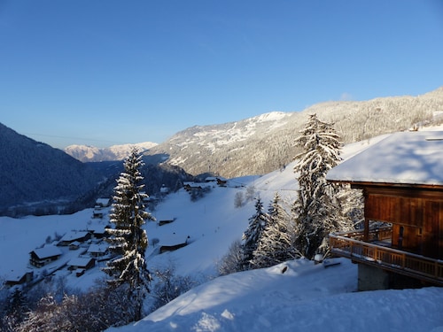 Chalet, in der Nähe von Les Saisies, Les Contamines, Areches. einen einfachen Zugang